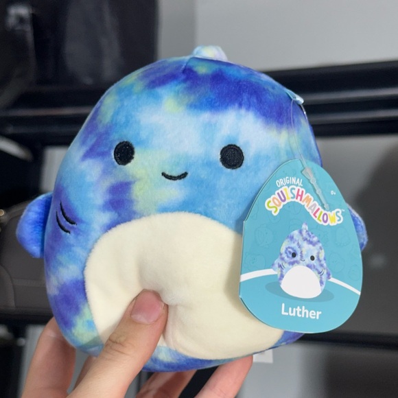 Squishmallows 16" Luther The Shark – Blue Tie Dye Super Soft Plush Toy